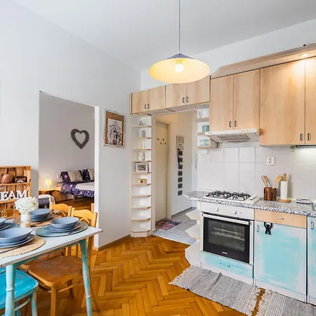 Old Town Gem - Gajova *